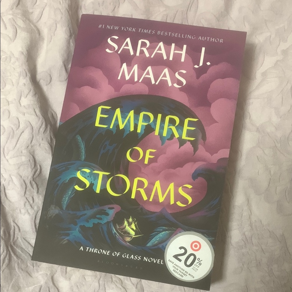 Sarah J. Maas 'Empire of Storms' Book